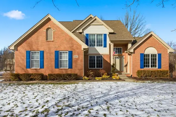 1275 Hendrie, Canton, MI 48187