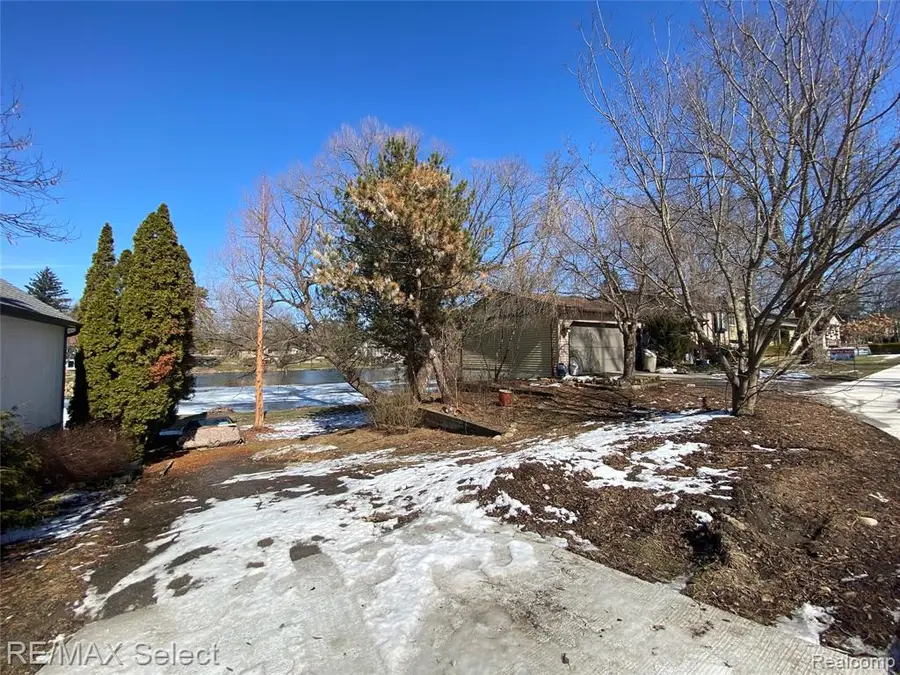 524 W Huron, Milford, MI 48381 - #3