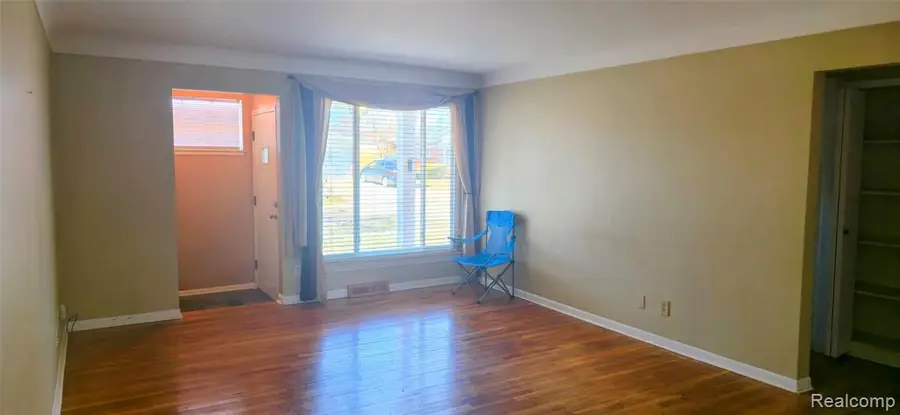 27432 Bristol, Warren, MI  - #3