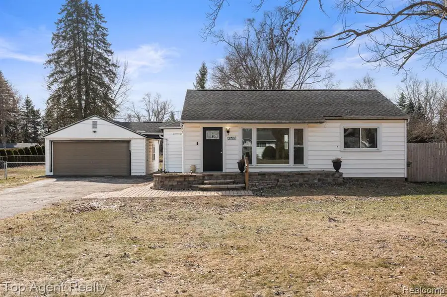 8608 Grace St, Shelby, MI  - #2