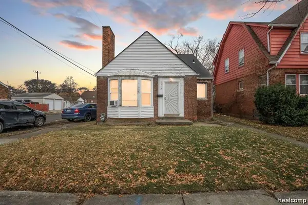 8362 Cloverlawn, Detroit, MI 
