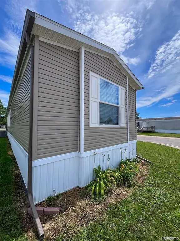321 Prairie, Carleton, MI  - #2