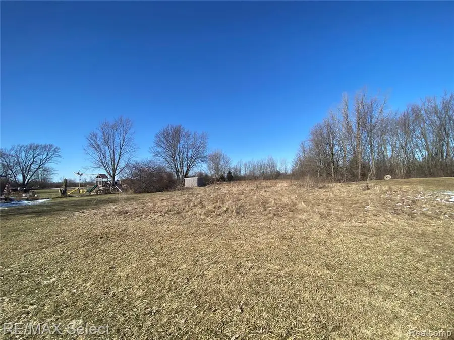 8126 Corunna, Flint, MI  - #3