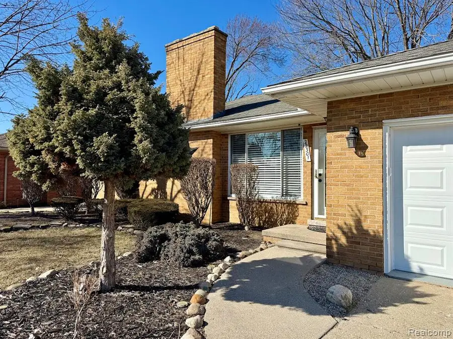 22301 Ardmore Park, Saint Clair Shores, MI  - #2