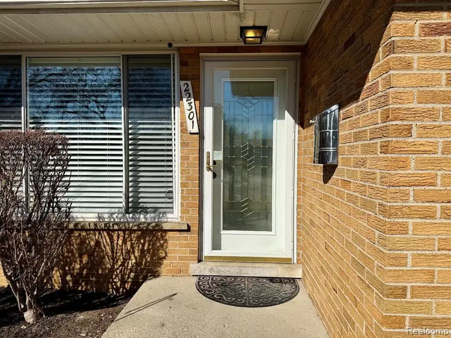 22301 Ardmore Park, Saint Clair Shores, MI  - #3