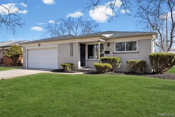 20534 Grandville, Detroit, MI 48219