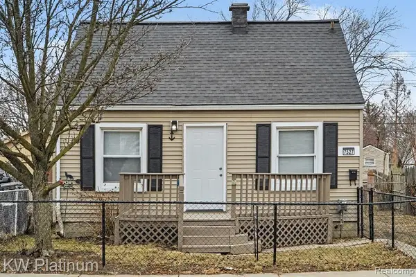 7527 Toepfer, Warren, MI 48091