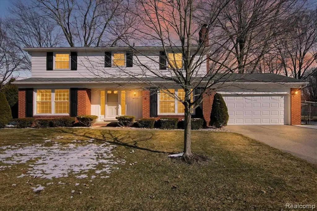 30106 Valley Side, Farmington Hills, MI 48334 - #1