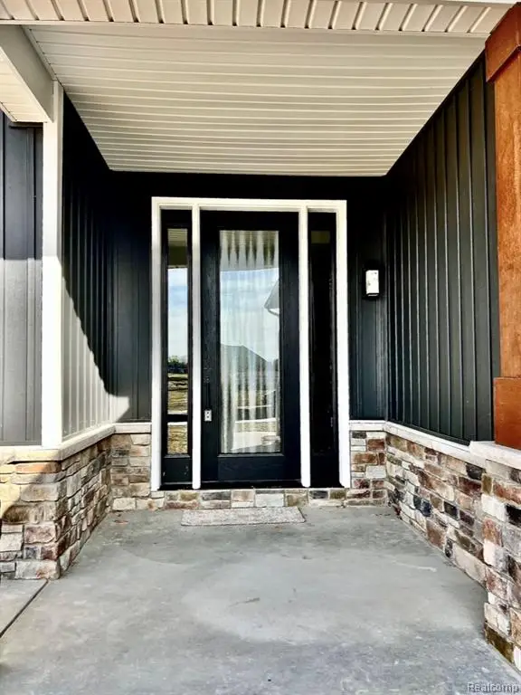 5382 Spring Meadows Way, Linden, MI 48451 - #3