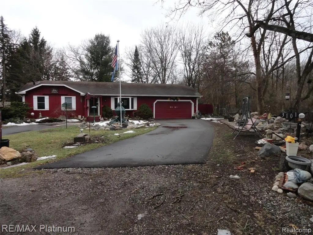 3101 Sands Court, Milford, MI  - #1