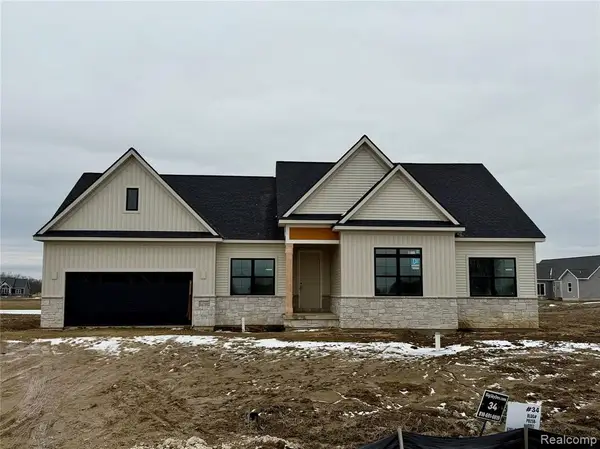 5381 Championship, Linden, MI 48451