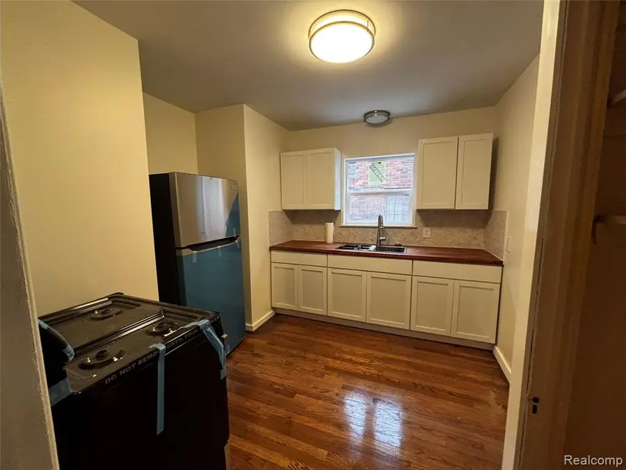 16520 Baylis, Detroit, MI  - #3