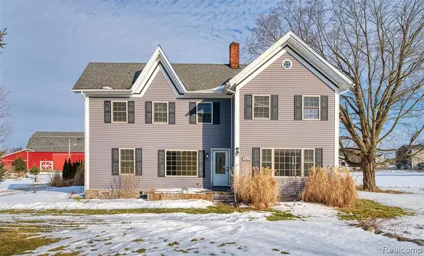 3342 Oak Grove, Howell, MI 