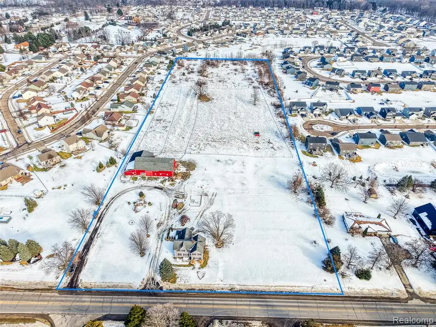 3342 Oak Grove, Howell, MI 48855 - #2