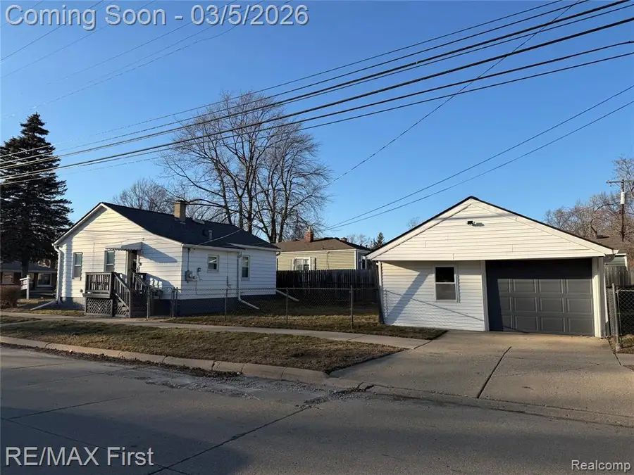 27304 Delton, Madison Heights, MI  - #2