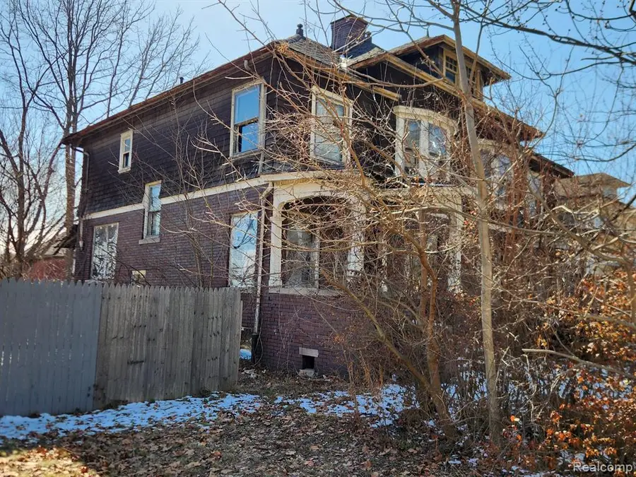 284 E Philadelphia, Detroit, MI 48202 - #3