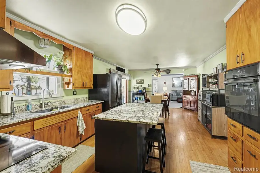 206 Clarence, Holly, MI 48442 - #3