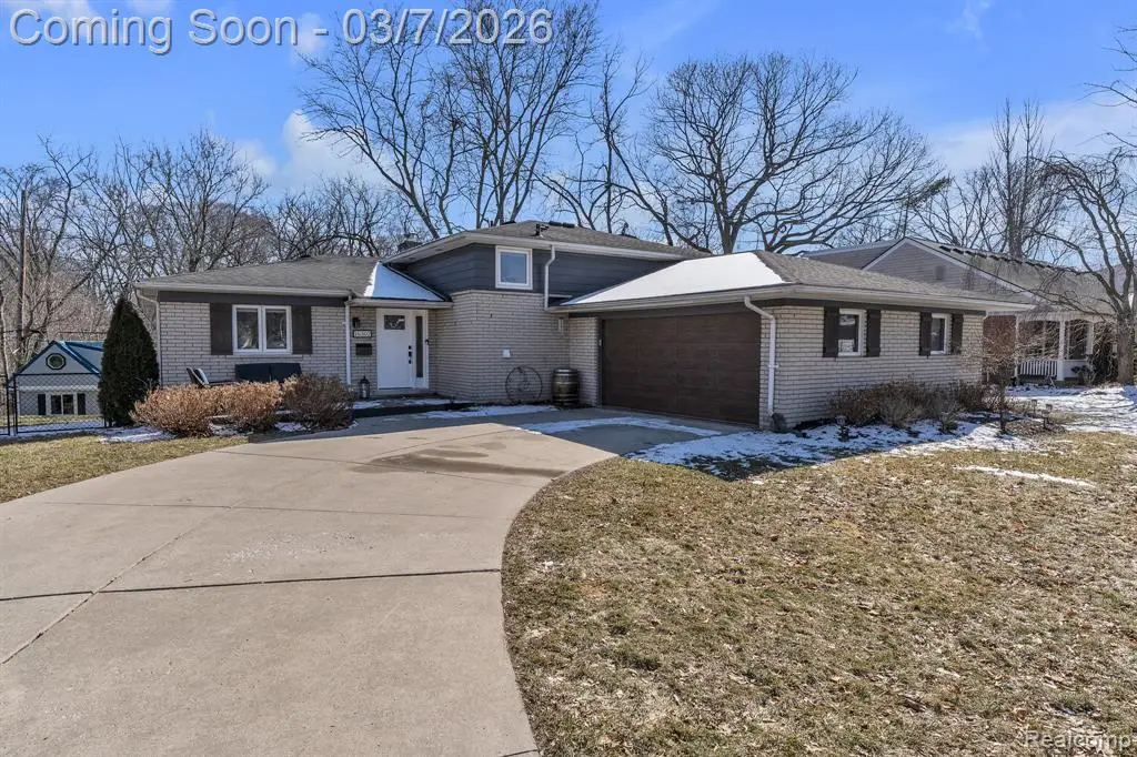 16302 Alpine, Livonia, MI  - #1