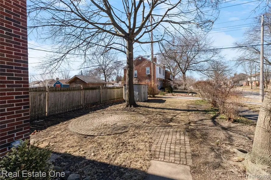 1804 15th, Wyandotte, MI  - #3