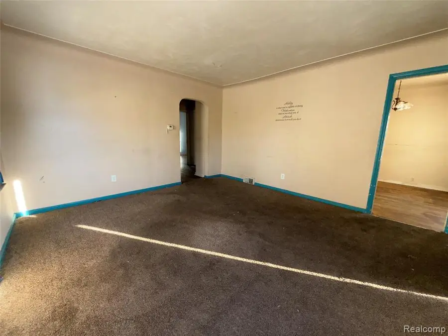 8614 Hubbell, Detroit, MI 48228 - #2