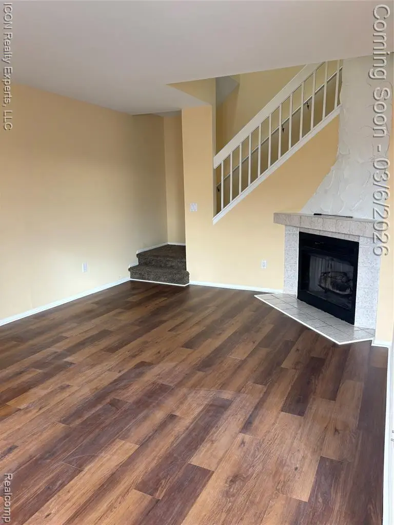 38890 Country, Farmington Hills, MI 48331 - #3