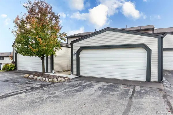 1146 Concord, Northville, MI 