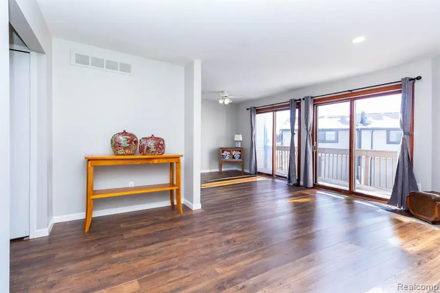 1146 Concord, Northville, MI 48167 - #2