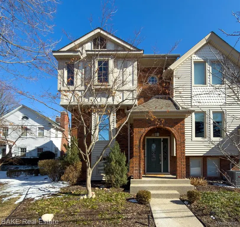 381 Hamilton, Plymouth, MI  - #2