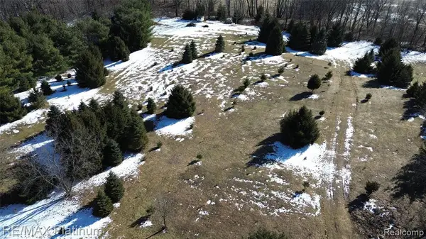 VL Rohn Road, Fenton, MI 48430