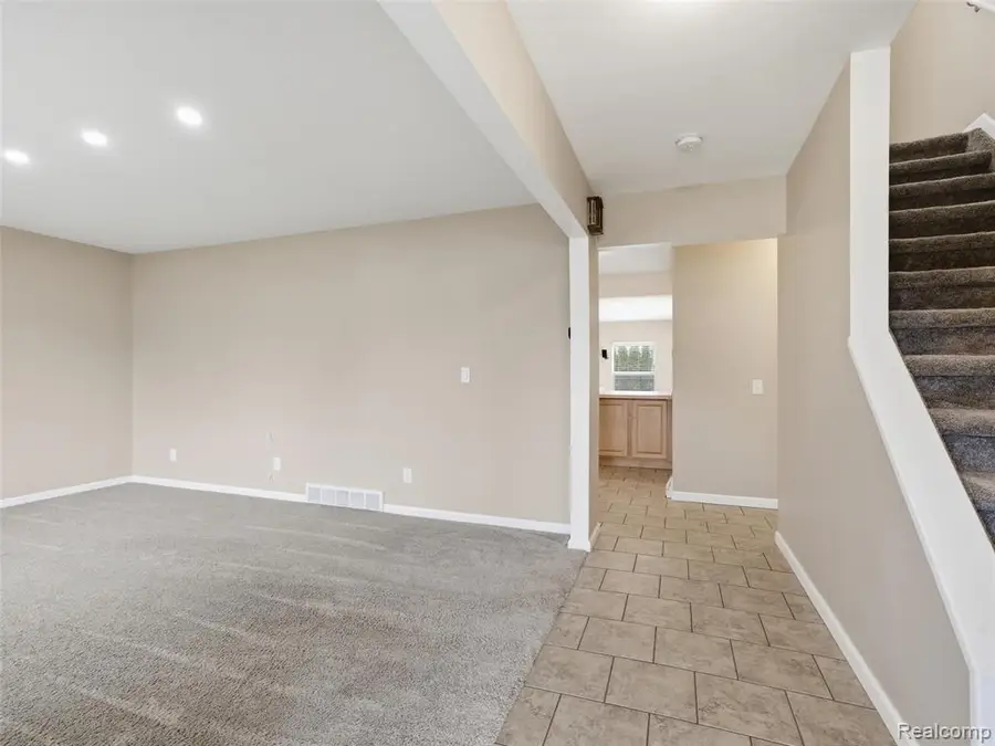 2740 Caterham, Waterford, MI  - #3