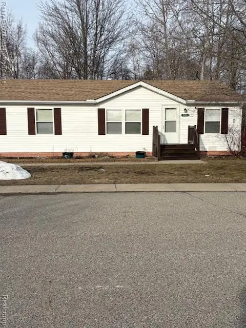 508 Bush Lake, Kimball, MI 