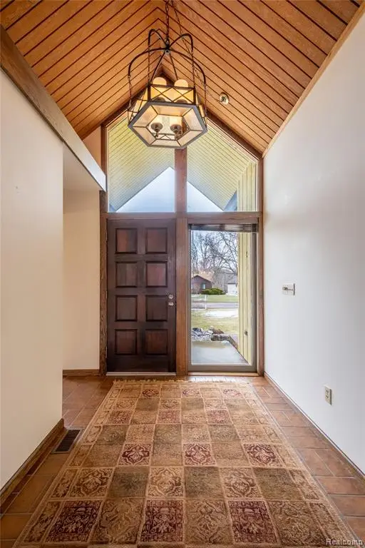 3155 Beech Tree, Flushing, MI  - #3