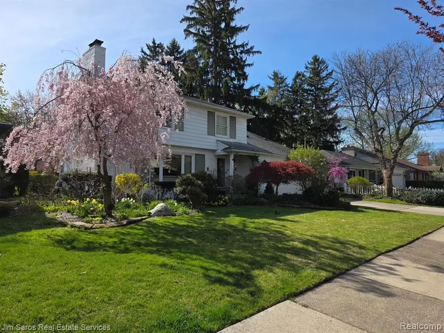 20114 Fairway, Grosse Pointe Woods, MI 48236 - #2