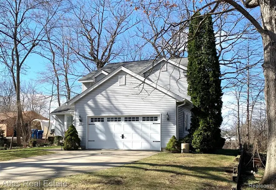 10235 Park, Goodrich, MI 48438 - #2