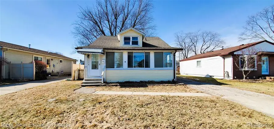 28113 Florence, Saint Clair Shores, MI 48081 - #2