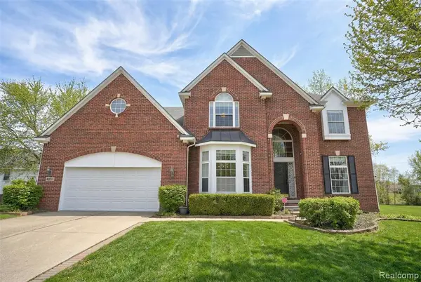 4337 Meadowbrook, Grand Blanc, MI 