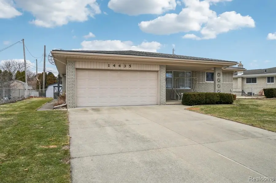 14435 Royal, Sterling Heights, MI  - #2
