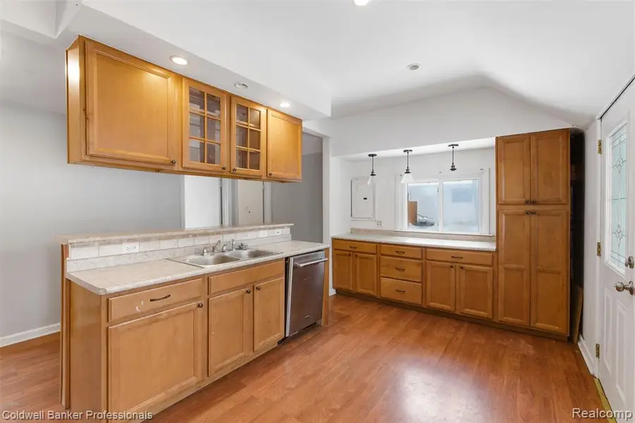 2380 Rolandale, West Bloomfield, MI  - #2