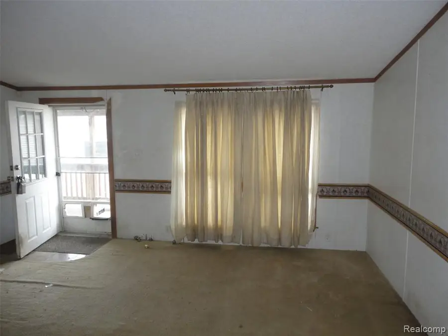 271 Bluestem, Erie, MI 48133 - #3