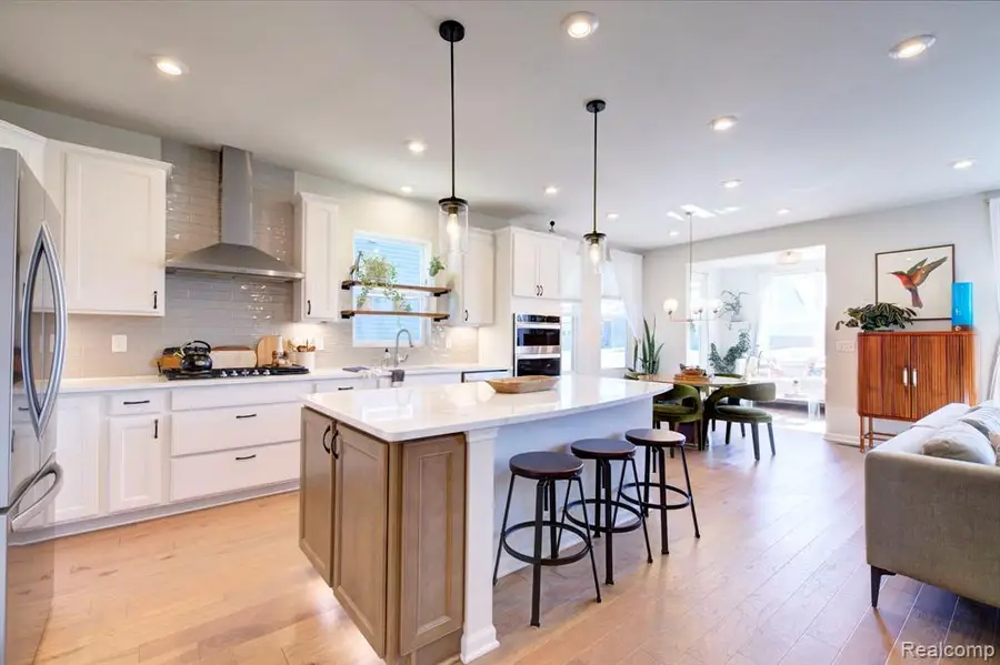 50233 Thatcher, Canton, MI 48188 - #2