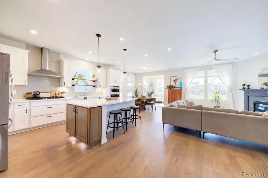 50233 Thatcher, Canton, MI 48188 - #3