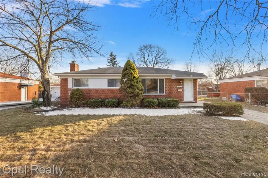 38731 Ann Arbor, Livonia, MI  - #2