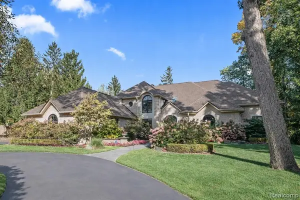 2871 Meadowood, Bloomfield Hills, MI 