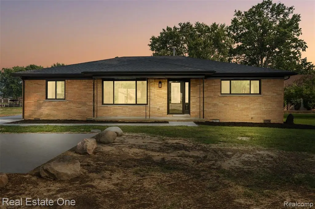 47900 Jefferson, Chesterfield, MI 48047 - #1