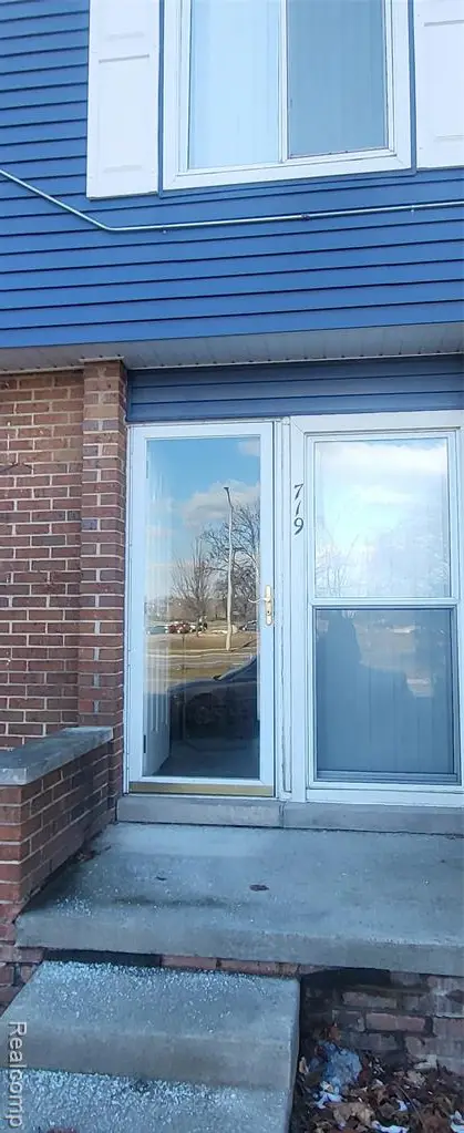 719 Mcdougall, Detroit, MI  - #2