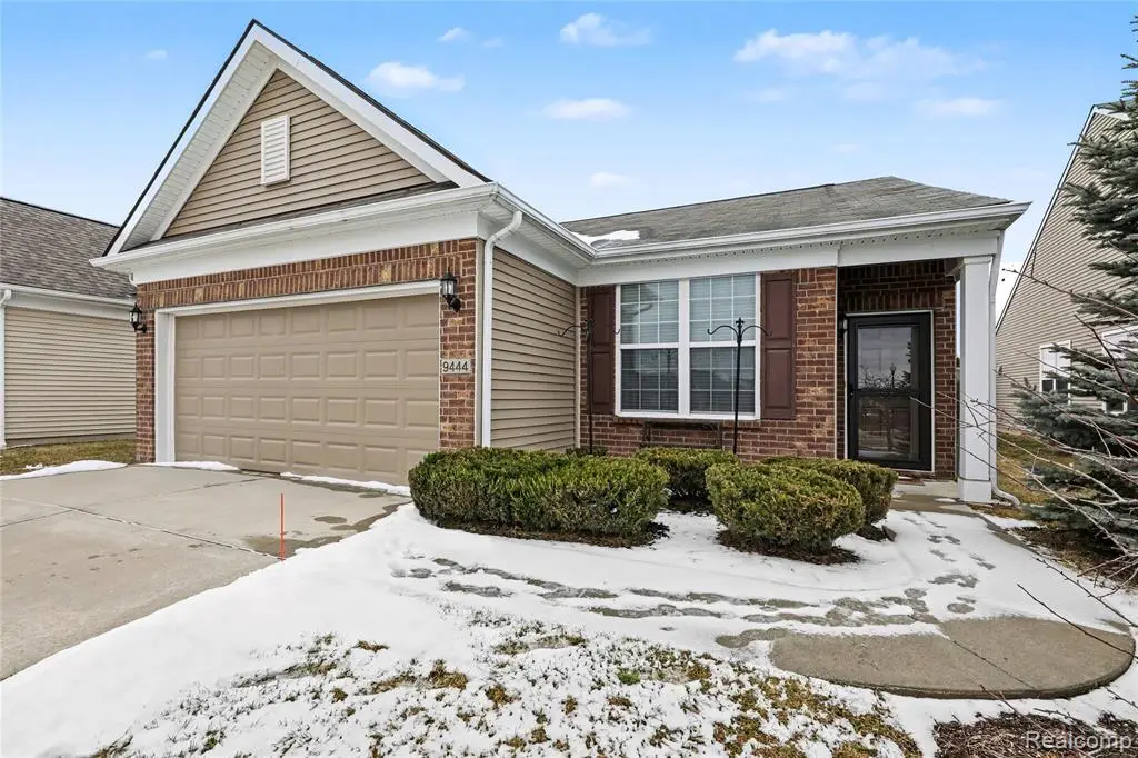 9444 Saint Andrews, Grand Blanc, MI  - #1