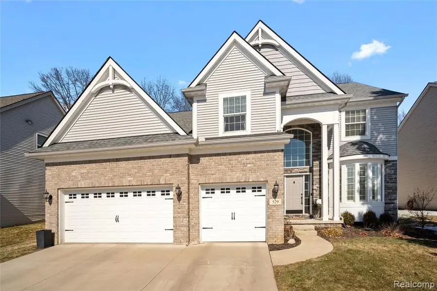 529 Napa Valley, Milford, MI 48381 - #2