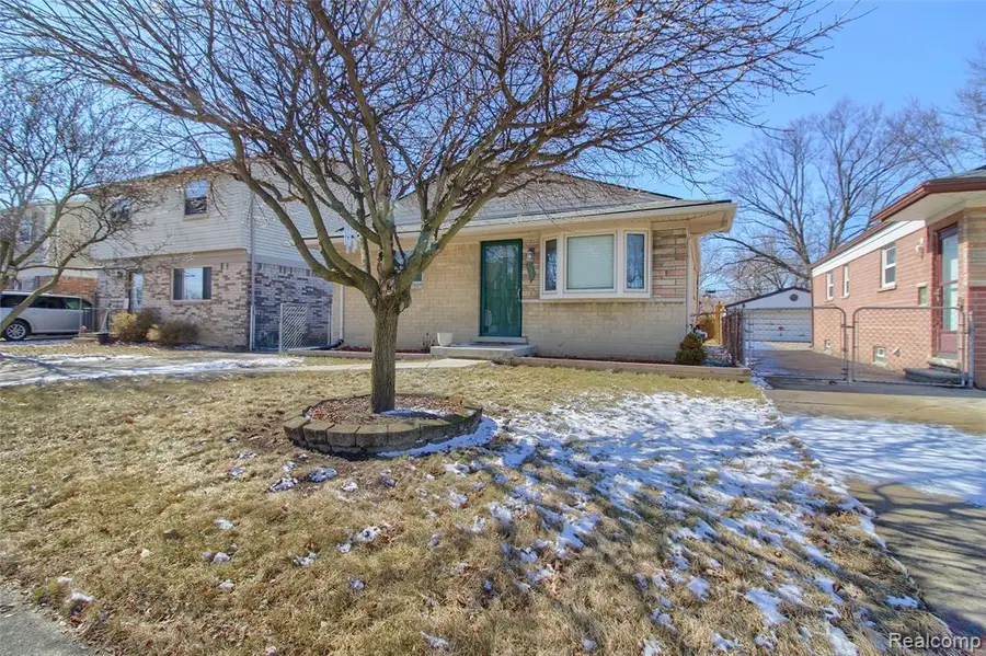 7427 Arcola, Westland, MI  - #3