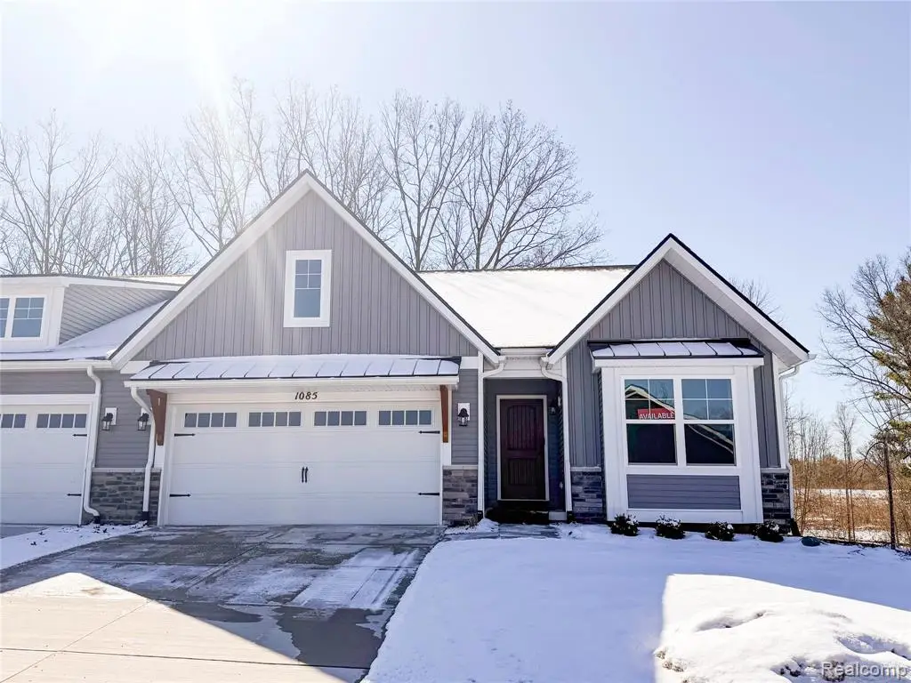 1085 Camellia #32, Howell, MI  - #1