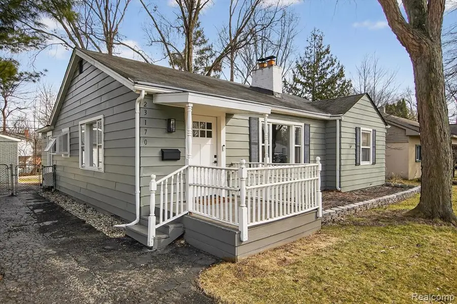 23170 Hawthorne, Farmington, MI 48336 - #3